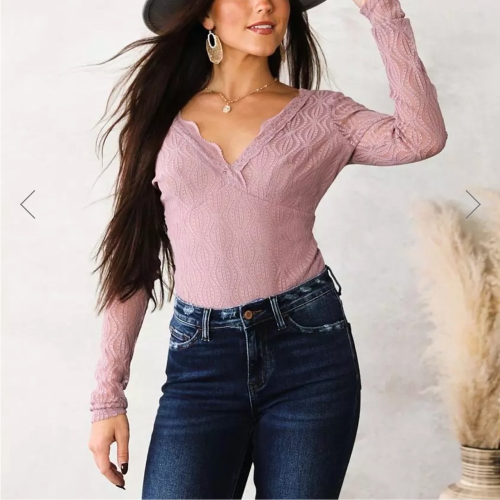 Lace bodysuit nwot